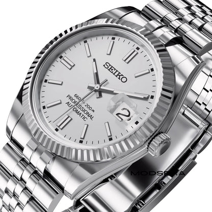 Seikojust︱Hvid